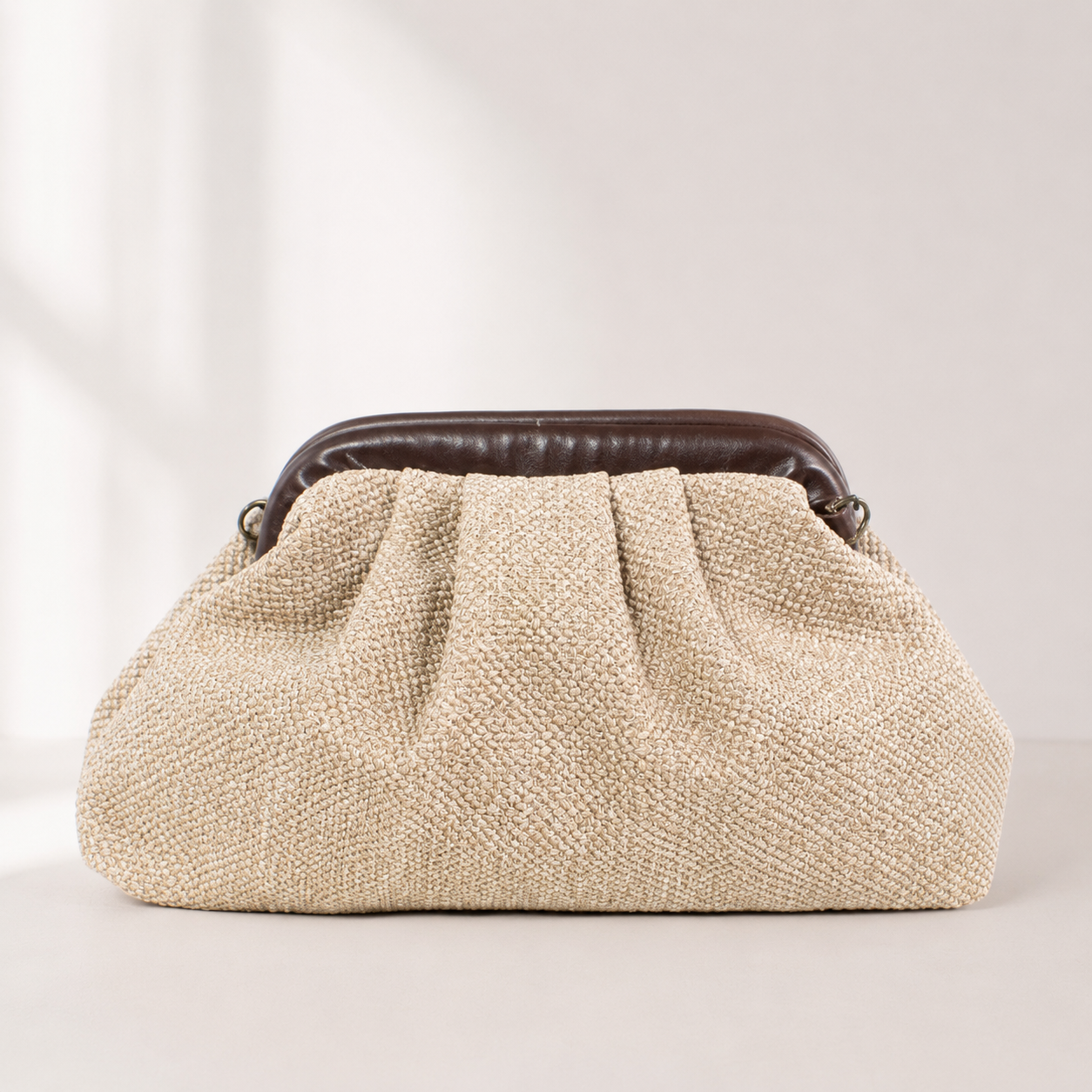 Dokulu Bej Clutch Çanta