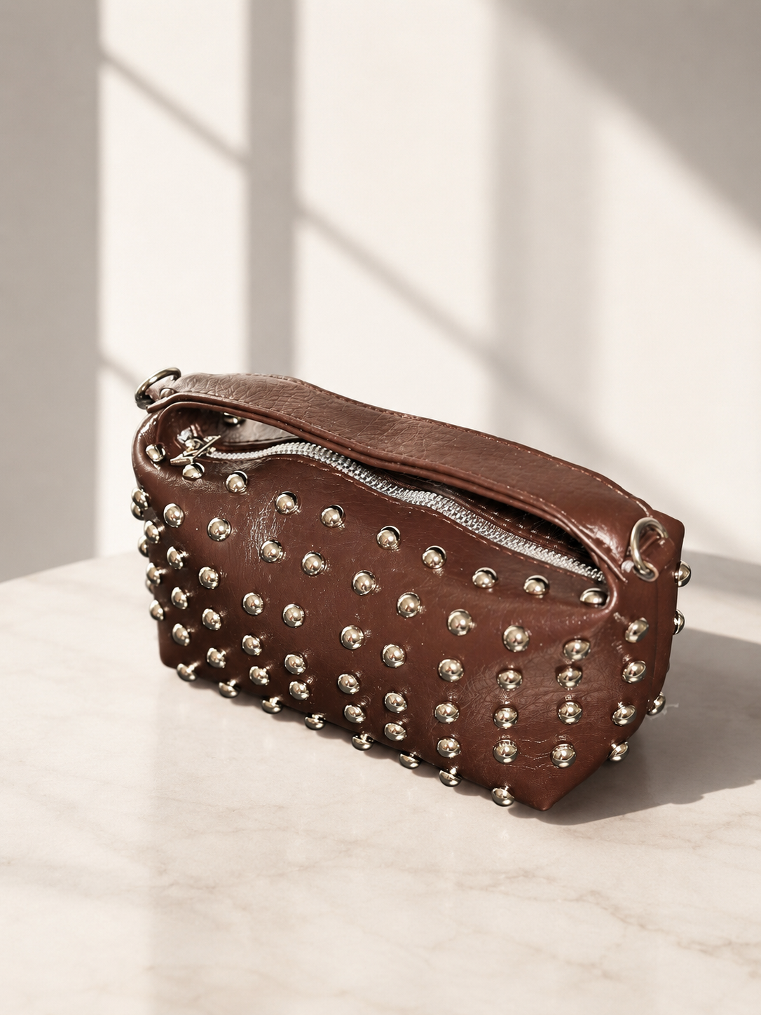 Zımba Detaylı Mini Baget Çanta